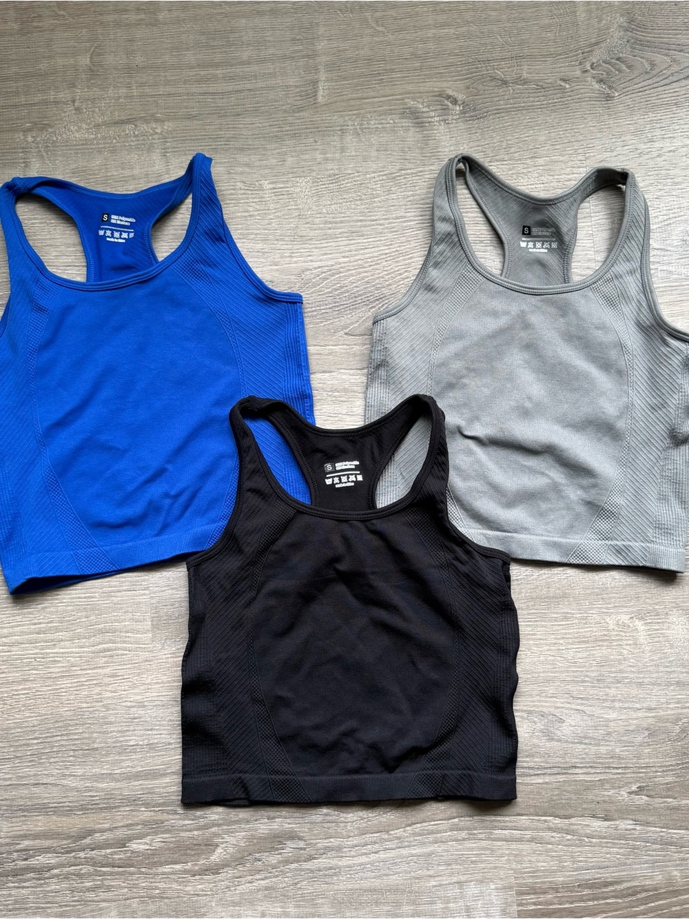 SHEIN Women’s S Seamless Racerback Active Crop Tank Tops Black, Royal Blue, Gray